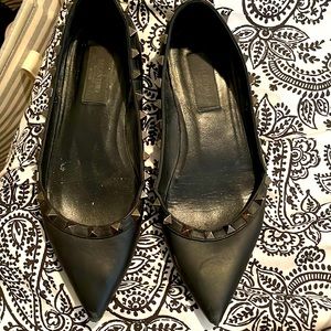 Valentino flat